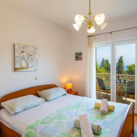 2 Bedroom Pet Friendly Apartment In Sutivan Apartmán *