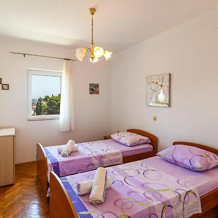 Amazing In With Kitchen Apartmán